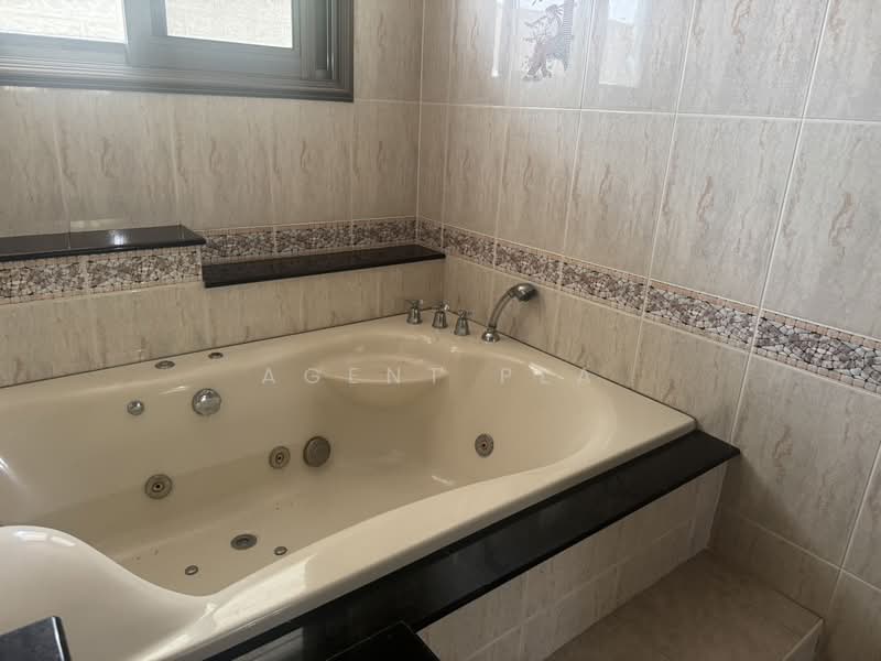 2-story detached house for rent in a prime location, Suan Nakarin Village (SPSAD3951), Bangkok, Nong Bon, Prawet, Bangkok, 4 Bedrooms, 400 sqm, Single Detached House For Rent, by Agent Pla, 500272341 - DDproperty.com