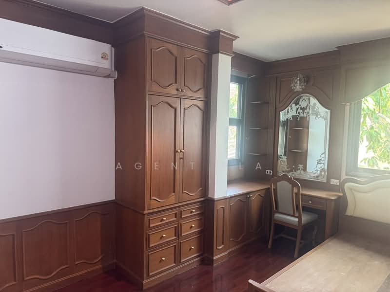 2-story detached house for rent in a prime location, Suan Nakarin Village (SPSAD3951), Bangkok, Nong Bon, Prawet, Bangkok, 4 Bedrooms, 400 sqm, Single Detached House For Rent, by Agent Pla, 500272341 - DDproperty.com