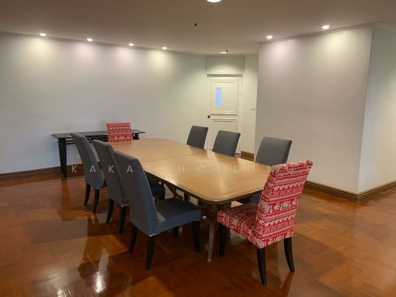 Kallista Mansion, Bangkok, 64 Soi Sukhumvit 11, Khlongtoei Nua, Watthana, Bangkok, 3 Bedrooms, 315 sqm, Condo For Sale, by Kakar Holdings, 500272352 - DDproperty.com