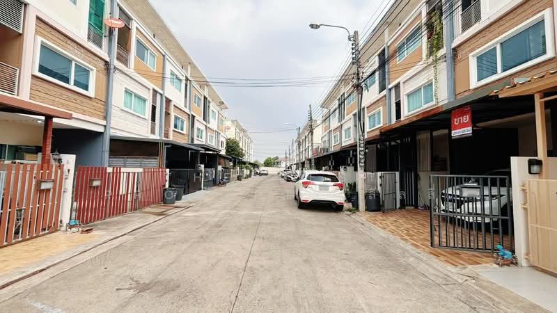 Villette City Pattanakarn 38, Bangkok, Phatthanakan Road, Prawet, Prawet, Bangkok, 3 Bedrooms, 160 sqm, Townhouse For Sale, by The Best Property ลิลลี่, 500272359 - DDproperty.com