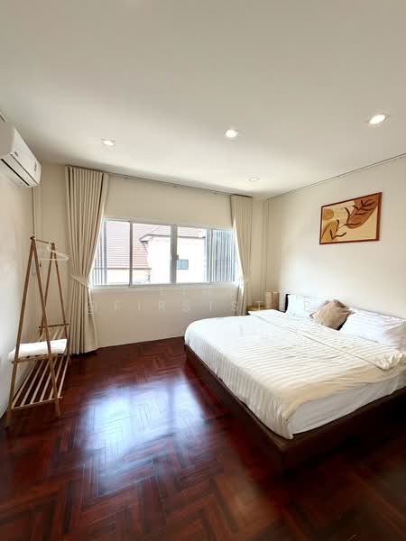 3-Storey Townhouse/Home Office Sukhumvit 46 Casa Pacifica Bangkok, Bangkok, Phra Kanong, Khlong Toei, Bangkok, 5 Bedrooms, 400 sqm, Townhouse For Rent, by LINE @firststep, 500272390 - DDproperty.com