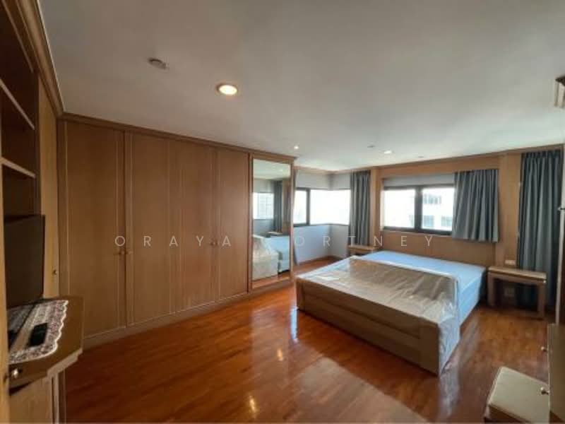 Sathorn Gardens, Bangkok, 39 South Sathorn Road, Thung Maha Mek, Sathon, Bangkok, 3 Bedrooms, 220 sqm, Condo For Rent, by Oraya Fortney, 500272421 - DDproperty.com