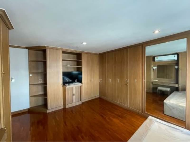 Sathorn Gardens, Bangkok, 39 South Sathorn Road, Thung Maha Mek, Sathon, Bangkok, 3 Bedrooms, 220 sqm, Condo For Rent, by Oraya Fortney, 500272421 - DDproperty.com