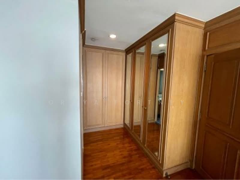 Sathorn Gardens, Bangkok, 39 South Sathorn Road, Thung Maha Mek, Sathon, Bangkok, 3 Bedrooms, 220 sqm, Condo For Rent, by Oraya Fortney, 500272421 - DDproperty.com