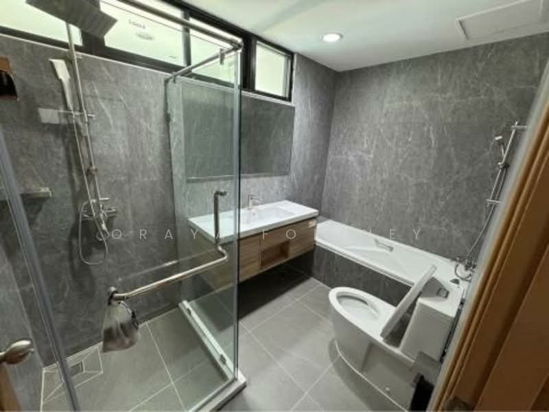 Sathorn Gardens, Bangkok, 39 South Sathorn Road, Thung Maha Mek, Sathon, Bangkok, 3 Bedrooms, 220 sqm, Condo For Rent, by Oraya Fortney, 500272421 - DDproperty.com