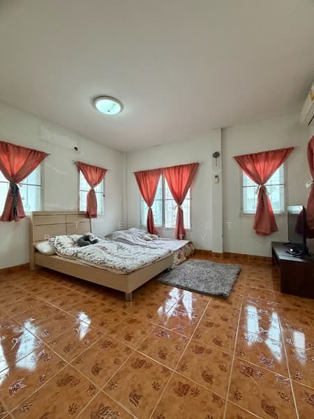 Baan Fah Piyarom Pruekwana, Pathum Thani, Bung Kham Proi, Lam Luk Ka, Pathum Thani, 4 Bedrooms, 120 sqm, Single Detached House For Sale, by The Best Property  โต้ง, 500272428 - DDproperty.com