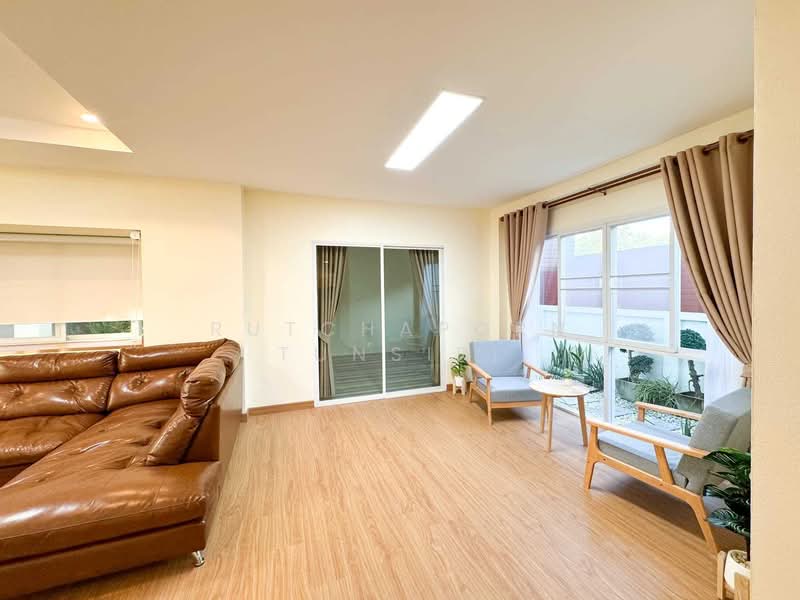 บ้านให้เช่า – ใกล้ตลาดแม่กวง เพียง 5 นาที ค่าเช่า 25,000 บาท / เดือน รหัสทรัพย์ : No.11H368, เชียงใหม่, สันนาเม็ง, สันทราย, เชียงใหม่, 150 ตร.ม., บ้านเดี่ยว ให้เช่า, โดย Rutchaporn Tunsiri, 500272446 - DDproperty.com