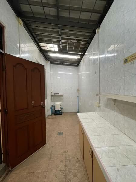 ทำเลซ.นนทรี 5 ให้เช่าทาวน์เฮ้าส์ 3 ชั้น มุม บ้านพร้อมอยู่ พื้นที่ใช้สอยเยอะ ระเบียงกว้าง, Bangkok, นนทรี, Chong Nonsi, Yan Nawa, Bangkok, 4 Bedrooms, 250 sqm, Townhouse For Rent, by บุษบา รัตนวงษ์ชัย, 500272479 - DDproperty.com