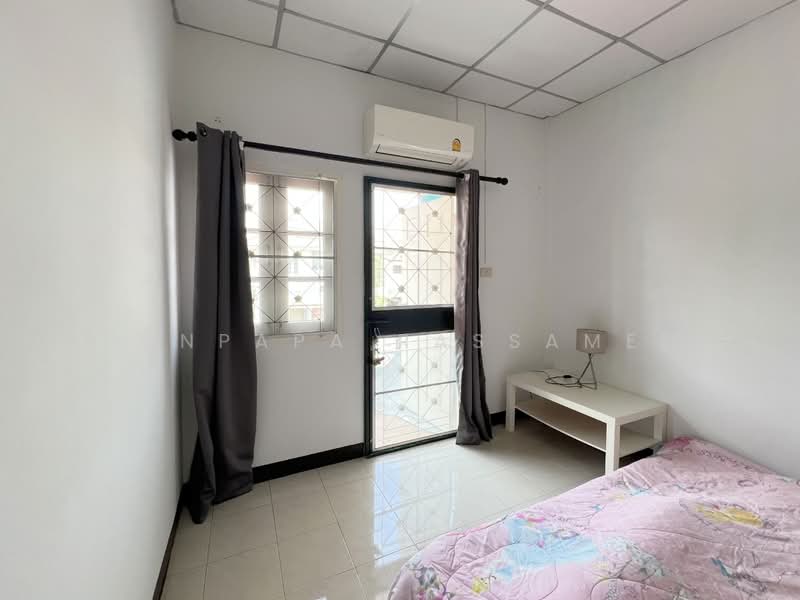 Baan Buathong 4 : บ้านบัวทอง 4, นนทบุรี, ถ.บ้านกล้วย-ไทรน้อย, พิมลราช, บางบัวทอง, นนทบุรี, 100 ตร.ม., ทาวน์เฮ้าส์ ขาย, โดย Punpapa Rassamee, 500272494 - DDproperty.com