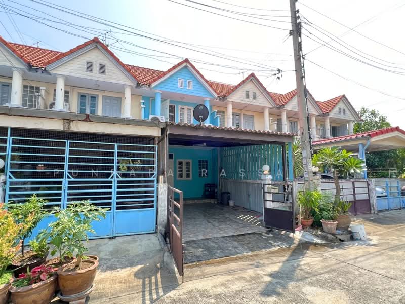 Baan Buathong 4, Nonthaburi, Ban Kluay-Sai Noi Road, Phimonrat, Bang Bua Thong, Nonthaburi, 2 Bedrooms, 100 sqm, Townhouse For Sale, by Punpapa Rassamee, 500272494 - DDproperty.com