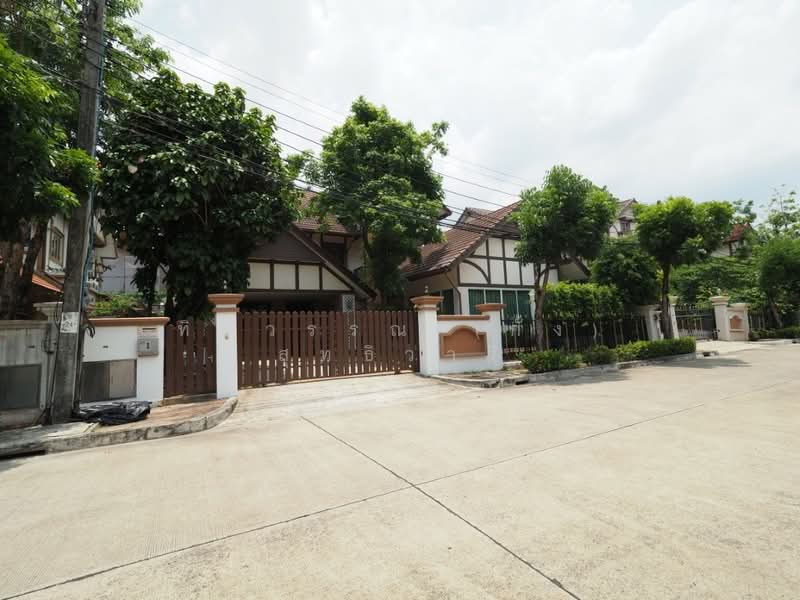 Laddarom Ekkamai-Ramintra : ลัดดารมย์ เอกมัย-รามอินทรา, กรุงเทพ, ถนนเกษตร-นวมินทร์, นวลจันทร์, บึงกุ่ม, กรุงเทพ, 350 ตร.ม., บ้านเดี่ยว ขาย, โดย ทิพวรรณ (กั้ง) สุทธิวารี, 500272499 - DDproperty.com