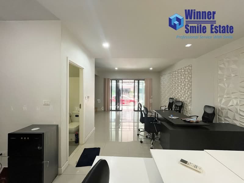 Plex Bangna, Samut Prakan, 90/239 Burapha Withi Expressway, Bang Kaeo, Bang Plee, Samut Prakan, 4 Bedrooms, 190 sqm, Townhouse For Rent, by พิชาพัทธ์ เพิ่มศิริทรงรัฐ (คุณพิชา), 500272520 - DDproperty.com