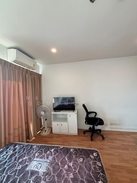 Lumpini Ville Phatanakan-Srinakarin, Bangkok, Phatthanakan Road, Suan Luang, Suan Luang, Bangkok, Studio, 27 sqm, Condo For Rent, by NATTAPHONG Yodmanotham (K. Book), 500272529 - DDproperty.com