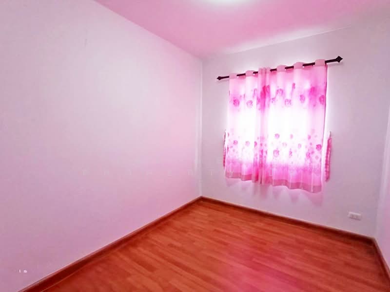 หมู่บ้านแฟมิลี่ซิตี้ทาวน์6 ชลบุรี (Family City Town6), Chon Buri (Pattaya), Na Pa, Muang Chon Buri, Chon Buri (Pattaya), 3 Bedrooms, 120 sqm, Townhouse For Sale, by The Best Property ปิ๋ม, 500272570 - DDproperty.com