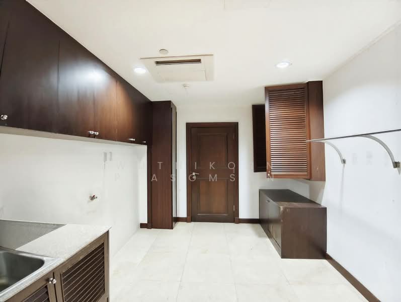 Las Colinas : ลาส โคลินาส, กรุงเทพ, ถนนสุขุมวิท 21, คลองเตยเหนือ, วัฒนา, กรุงเทพ, 700 ตร.ม., คอนโด ขาย, โดย Wuthikorn Prasomsan, 500272576 - DDproperty.com