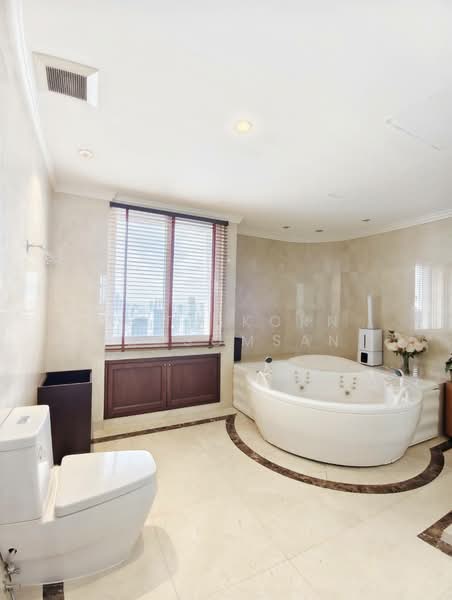 Las Colinas, Bangkok, Sukhumvit 21 Road, Khlongtoei Nua, Watthana, Bangkok, 4 Bedrooms, 700 sqm, Condo For Sale, by Wuthikorn Prasomsan, 500272576 - DDproperty.com