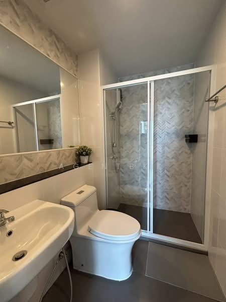 Regent Home Wutthakat, Bangkok, Wutthakat Road, Talat Plu, Thon Buri, Bangkok, 1 Bedroom, 26 sqm, Condo For Rent, by Agentbkk, 500272605 - DDproperty.com