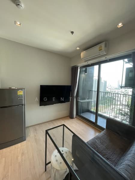 Whizdom Station Ratchada-Thapra, Bangkok, Ratchada Road, Dao Khanong, Thon Buri, Bangkok, 1 Bedroom, 30 sqm, Condo For Rent, by Agentbkk, 500272651 - DDproperty.com