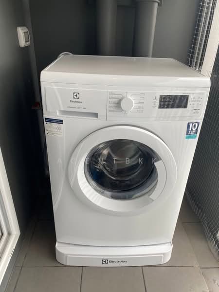 Chapter One ECO Ratchada-Huaikwang, Bangkok, Pracha Uthit Road, Huai Khwang, Huai Khwang, Bangkok, 1 Bedroom, 30 sqm, Condo For Rent, by Agentbkk, 500272677 - DDproperty.com