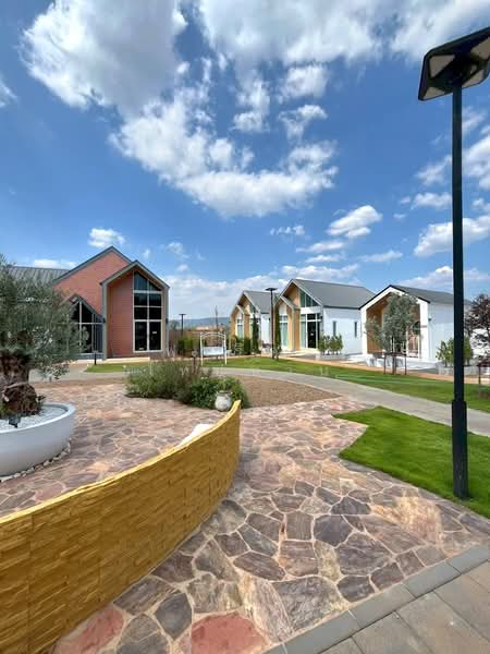 Resort for sale in Khao Yai, with villas, located on Yothathikan Road, Pak Chong, Nakhon Ratchasima., Nakhon Ratchasima, Khlong Muang, Pak Chong, Nakhon Ratchasima, , 500 sqm, Business For Sale, by Fareeda Thaipatan, 500272699 - DDproperty.com