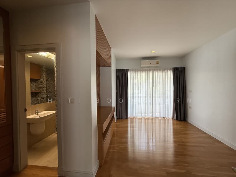 Detached House, Sukhumvit 36 Garden Village, Near BTS Thong Lo, Bangkok, Khong Tan, Khlong Toei, Bangkok, 4 Bedrooms, 400 sqm, Single Detached House For Rent, by Thiti Boonchurn, 500272708 - DDproperty.com