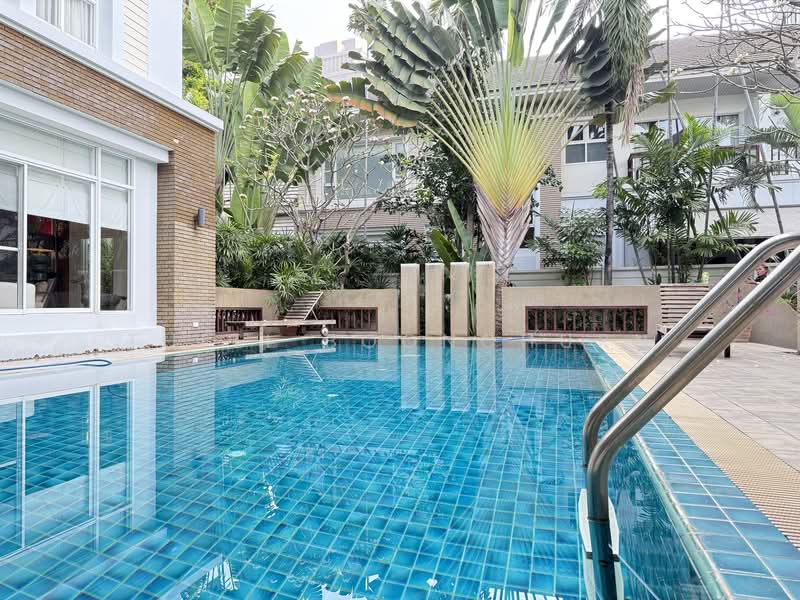 Detached House, Sukhumvit 36 Garden Village, Near BTS Thong Lo, Bangkok, Khong Tan, Khlong Toei, Bangkok, 4 Bedrooms, 400 sqm, Single Detached House For Rent, by Thiti Boonchurn, 500272708 - DDproperty.com