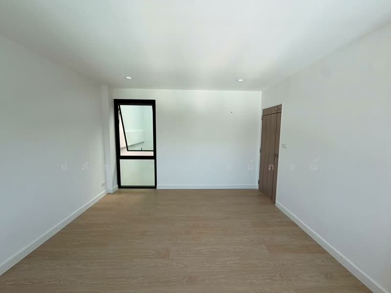 สุขุมวิท 101, Bangkok, Phra Kanong Nua, Watthana, Bangkok, 4 Bedrooms, 200 sqm, Townhouse For Sale, by ปภัชญา ธนัตถ์ภรณ์, 500272758 - DDproperty.com