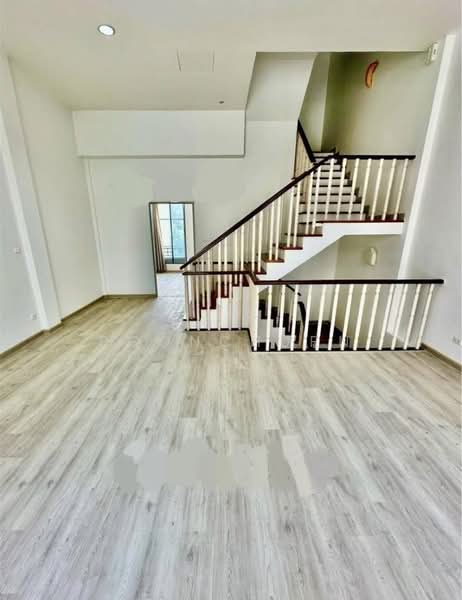 Baan Klang Krung Grande Vienna Rama 3, Bangkok, Rama 3 Road, Bang Pong Pang, Yan Nawa, Bangkok, 3 Bedrooms, 300 sqm, Townhouse For Rent, by Thiti Boonchurn, 500272759 - DDproperty.com