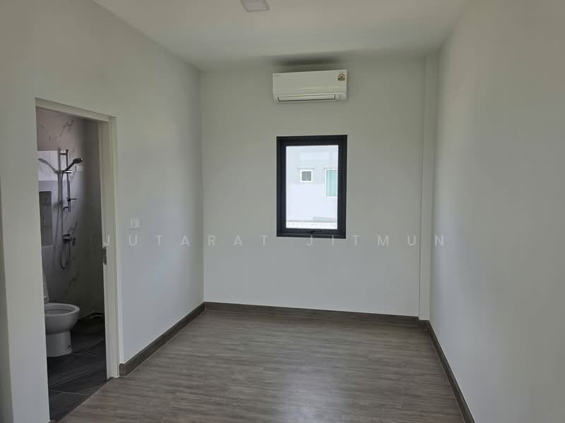 Baanklangmueng The Edition Srinakarin-Suanluang, Bangkok, Dok Mai, Prawet, Bangkok, 3 Bedrooms, 161 sqm, Single Detached House For Sale, by Jutarat Jitmun, 500272760 - DDproperty.com