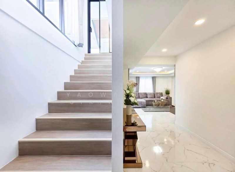 Modern Luxury Villa Modern Pattaya, Chon Buri (Pattaya), Nong Pru, Bang Lamung (Pattaya), Chon Buri (Pattaya), 5 Bedrooms, 200 sqm, Villa For Sale, by Yaowaluck Sirinapho, 500272770 - DDproperty.com