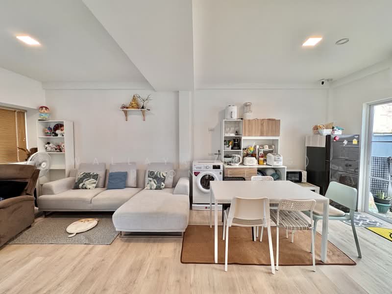 Indy 2 Bangna-Ramkhamhaeng 2, Bangkok, Soi Ramkhamhaeng 2, Dok Mai, Prawet, Bangkok, 2 Bedrooms, 99 sqm, Townhouse For Sale, by Wallaya (Jang) Boonmee, 500272771 - DDproperty.com