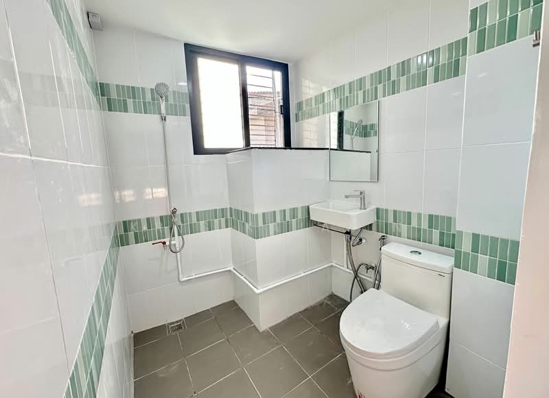 Building 338, Bangkok, เจริญรัถ, Khlong Ton Sai, Khlong San, Bangkok, , 196 sqm, Shophouse For Rent, by Kris Kajarin, 500272777 - DDproperty.com