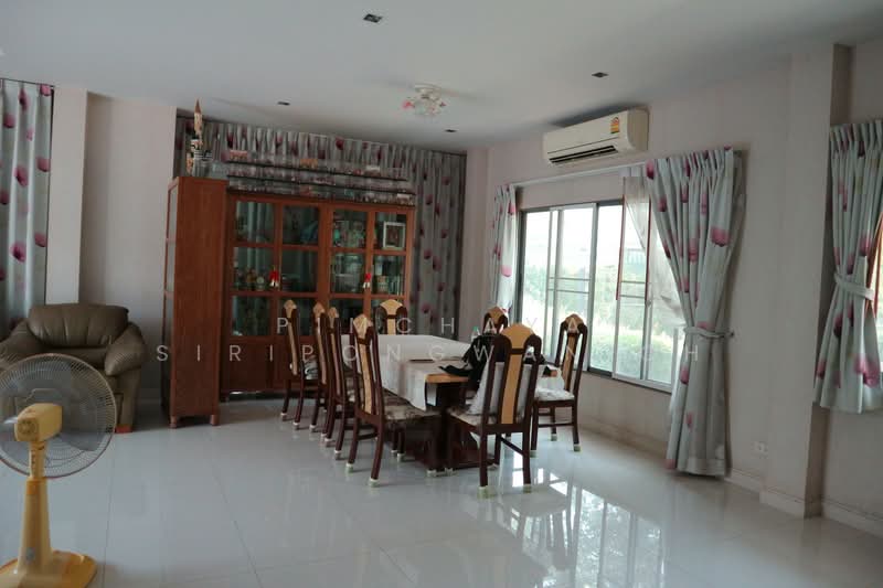 Perfect Place Rattanathibet, Nonthaburi, Soi Bang Rak Noi 16, Bang Rak Noi, Muang Nonthaburi, Nonthaburi, 3 Bedrooms, 213 sqm, Single Detached House For Sale, by Pimchaya Siripongwanich, 500272788 - DDproperty.com