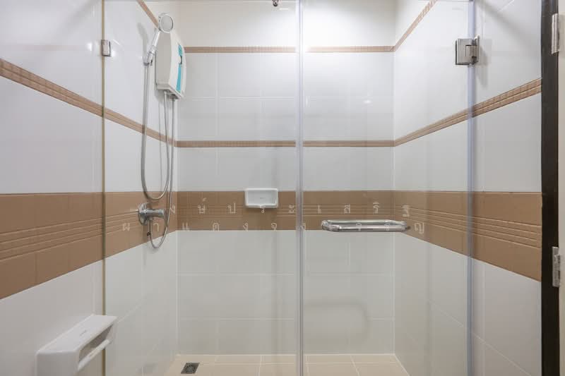 Le Rich @ Rama 3 (Sathorn-Sathu), Bangkok, 557 Condo Le Rich, Chong Nonsi, Yan Nawa, Bangkok, 2 Bedrooms, 79 sqm, Condo For Sale, by พงษ์ประเสริฐ ผาแดงจงเจริญ, 500272800 - DDproperty.com