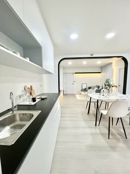 Grand Park Town, Bangkok, Prachautid, Wang Thonglang, Wang Thonglang, Bangkok, 2 Bedrooms, 65 sqm, Condo For Sale, by พงษ์ประเสริฐ ผาแดงจงเจริญ, 500272842 - DDproperty.com