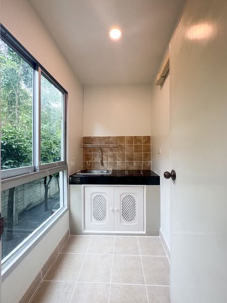 Regent Home 6/2 Prachacheun, Bangkok, Phong Phet Niwet Alley, Chatuchak, Chatuchak, Bangkok, 1 Bedroom, 30 sqm, Condo For Sale, by พงษ์ประเสริฐ ผาแดงจงเจริญ, 500272844 - DDproperty.com