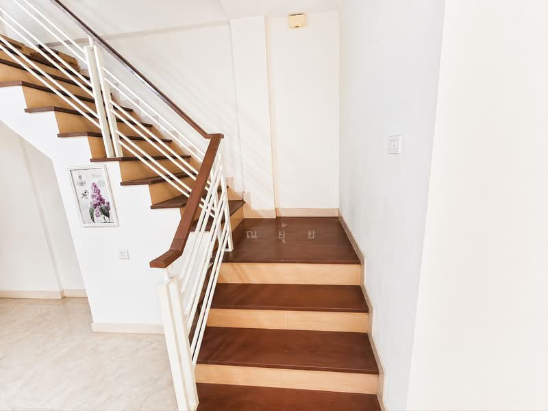 A 3-Storey Townhome That’s More Than Just a Home! Live in it or run your business, Bangkok, Bang Chun, Khlong Sam Wa, Bangkok, 3 Bedrooms, 181 sqm, Townhouse For Sale, by คุณยุ้ย, 500272852 - DDproperty.com