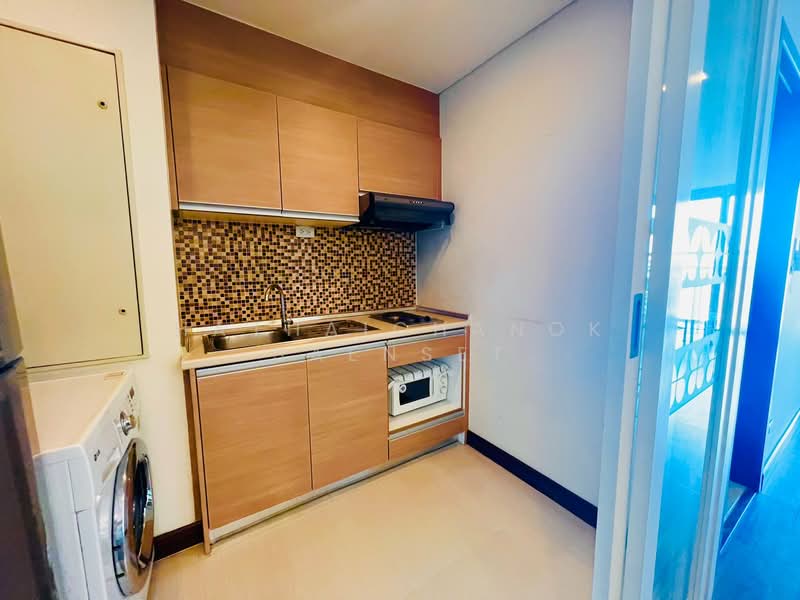 Le Luk Condominium, Bangkok, 1599 291 Sukhumvit Rd, Phra Kanong Nua, Watthana, Bangkok, 1 Bedroom, 52 sqm, Condo For Rent, by Hathaichanok Saenset, 500272854 - DDproperty.com