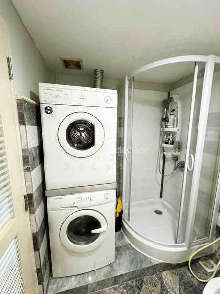 Silom Suite, Bangkok, Soi Sathorn 12, Sathorn Road, Silom, Bang Rak, Bangkok, 1 Bedroom, 54 sqm, Condo For Rent, by Hathaichanok Saenset, 500272860 - DDproperty.com