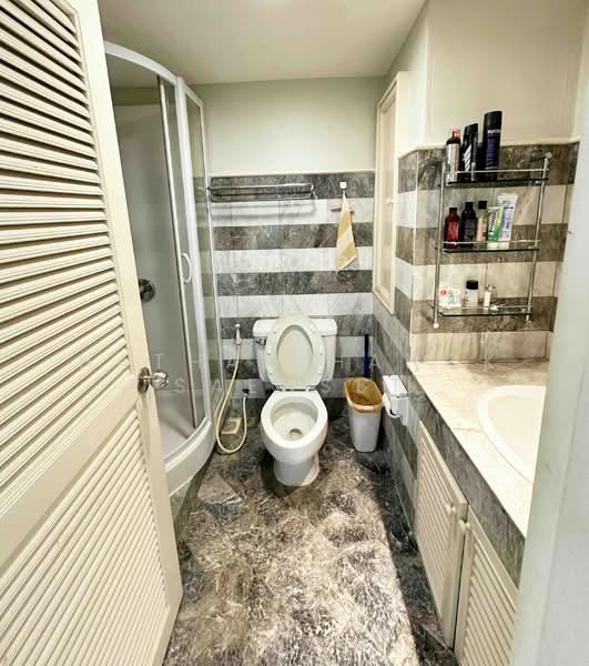 Silom Suite, Bangkok, Soi Sathorn 12, Sathorn Road, Silom, Bang Rak, Bangkok, 1 Bedroom, 54 sqm, Condo For Rent, by Hathaichanok Saenset, 500272860 - DDproperty.com