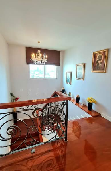 Piyathip Place, Bangkok, 24 Soi Prommitr, Khlong Tan Nua, Watthana, Bangkok, 4 Bedrooms, 375 sqm, Condo For Rent, by Hathaichanok Saenset, 500272861 - DDproperty.com