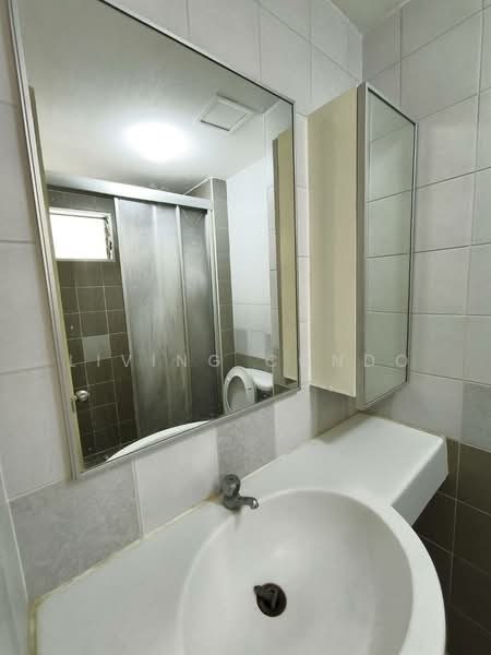 Lumpini Condo Town Bodindecha Ramkhamhaeng, Bangkok, Soi Ramkhamhaeng 43/1, Phlapphla, Wang Thonglang, Bangkok, 1 Bedroom, 28 sqm, Condo For Rent, by Living Condo, 500272876 - DDproperty.com