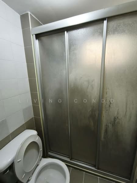 Lumpini Condo Town Bodindecha Ramkhamhaeng, Bangkok, Soi Ramkhamhaeng 43/1, Phlapphla, Wang Thonglang, Bangkok, 1 Bedroom, 28 sqm, Condo For Rent, by Living Condo, 500272876 - DDproperty.com