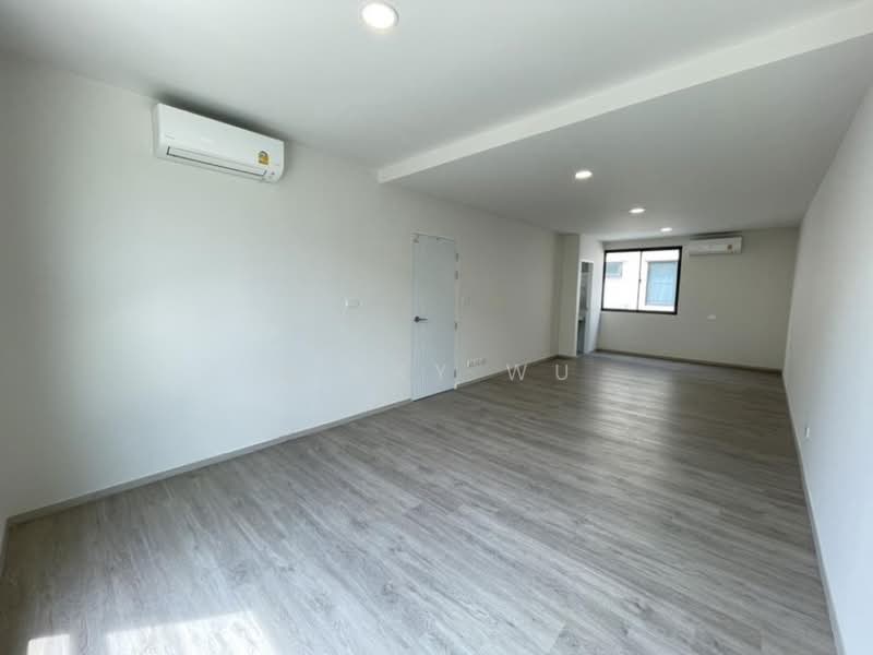 Altitude Kraf Bangna : อัลติจูด คราฟ บางนา, สมุทรปราการ, 159 หมู่ 12 ถนน เลียบคลองหลวงแพ่ง, บางแก้ว, บางพลี, สมุทรปราการ, 168 ตร.ม., ทาวน์เฮ้าส์ ขาย, โดย Vicky Wu, 500272880 - DDproperty.com