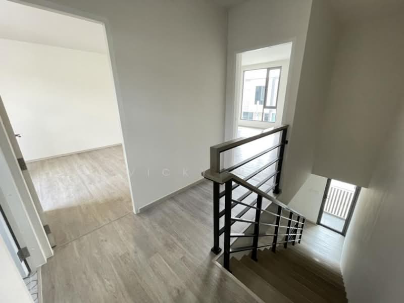 Altitude Kraf Bangna, Samut Prakan, 159 Moo 12, Liap Klong Luang Phaeng Road, Bang Kaeo, Bang Plee, Samut Prakan, 4 Bedrooms, 168 sqm, Townhouse For Sale, by Vicky Wu, 500272880 - DDproperty.com