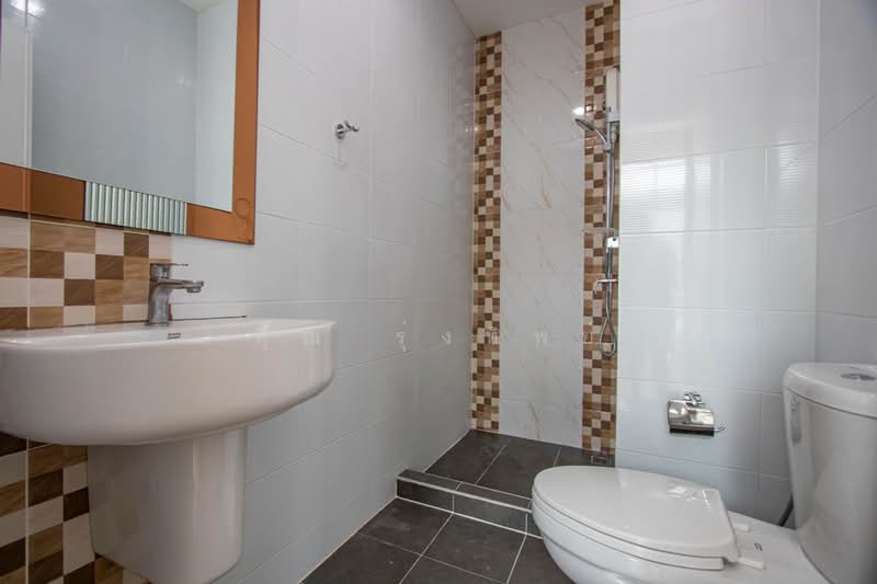 ขายบ้านเดี่ยวสไตล์โมเดิร์น 4 ห้องนอน ในเมือง, เชียงใหม่, สันผีเสื้อ, เมืองเชียงใหม่, เชียงใหม่, 117 ตร.ม., ทาวน์เฮ้าส์ ขาย, โดย คุณ รุ่งทิพย์, 500272889 - DDproperty.com