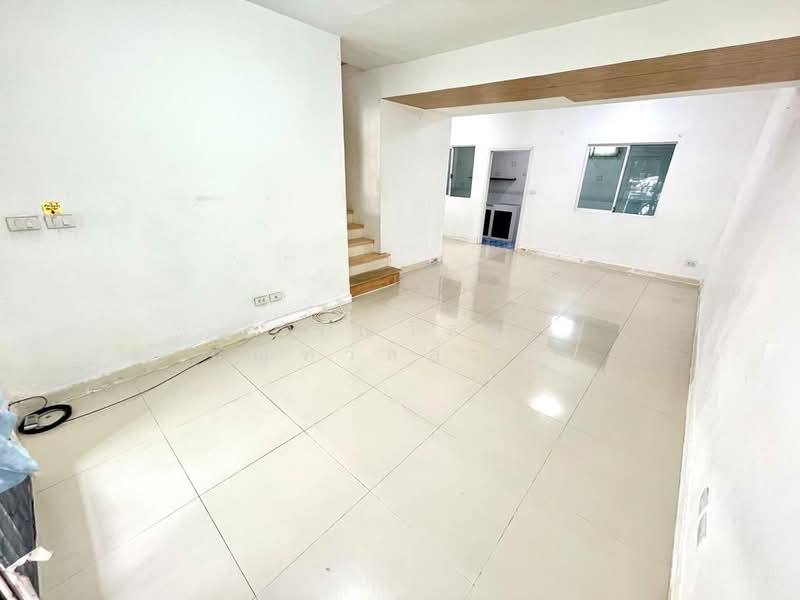 Pruksa Ville 46/1 Rangsit-Klong 3, Pathum Thani, Rangsit-Khlong 3 Road, Khlong Sam, Khlong Luang, Pathum Thani, 3 Bedrooms, 90 sqm, Townhouse For Sale, by กรณวัสส์ กัณฑวัสส์วงส์, 500272891 - DDproperty.com