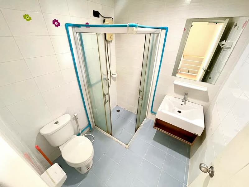 Pruksa Ville 46/1 Rangsit-Klong 3, Pathum Thani, Rangsit-Khlong 3 Road, Khlong Sam, Khlong Luang, Pathum Thani, 3 Bedrooms, 90 sqm, Townhouse For Sale, by กรณวัสส์ กัณฑวัสส์วงส์, 500272891 - DDproperty.com