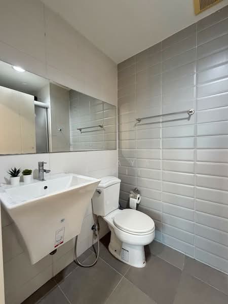 Aspire Rama 4, Bangkok, Rama 4 Road, Phra Kanong, Khlong Toei, Bangkok, 1 Bedroom, 37 sqm, Condo For Sale, by Soraya Pongpitak, 500272895 - DDproperty.com