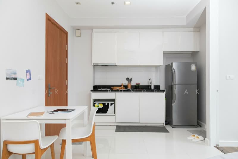 The Bloom Sukhumvit 71, Bangkok, Soi Sukhumvit 71, Phra Kanong Nua, Watthana, Bangkok, 1 Bedroom, 34 sqm, Condo For Rent, by Soraya Pongpitak, 500272902 - DDproperty.com